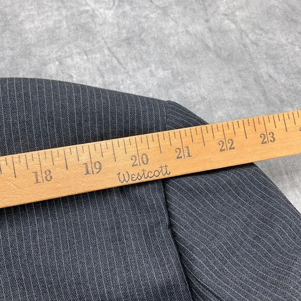 Gianni Manzoni Blazer Mens 48R Charcoal Gray Pinstripe Executive Italy Luxury